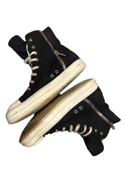 Rick Owen’s DRKSHDW