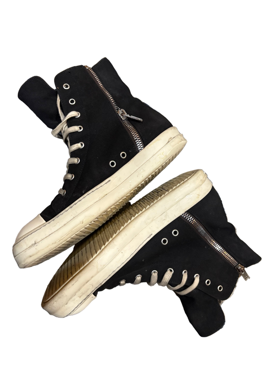 Rick Owen’s DRKSHDW